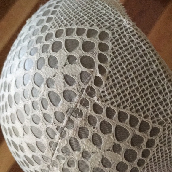 NWOT VS Lace Push-up Bra sz36C - Picture 4 of 4